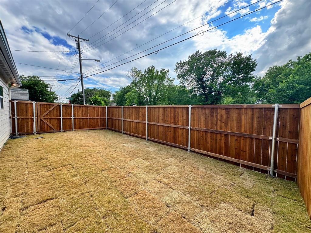 2916 Hemphill Street, Greenville, TX 75401