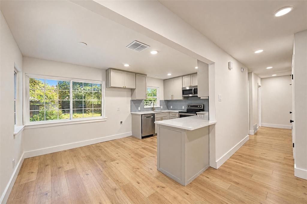 405 Avenue C, Seagoville, TX 75159