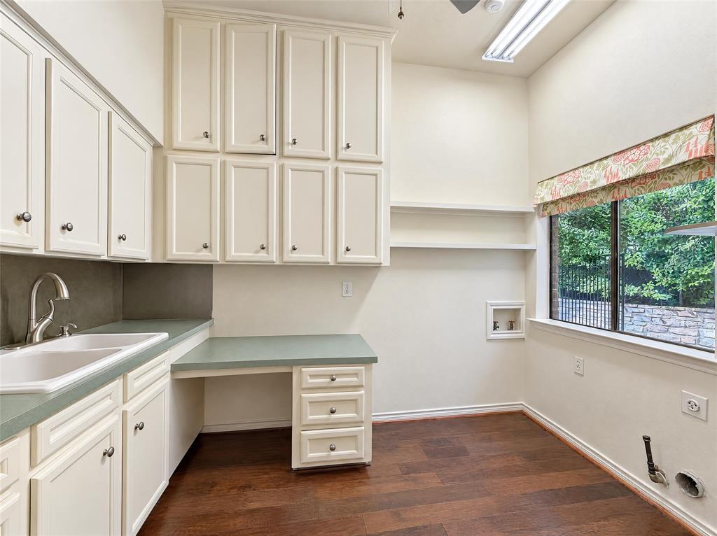 7266 Lupton Circle, Dallas, TX 75225