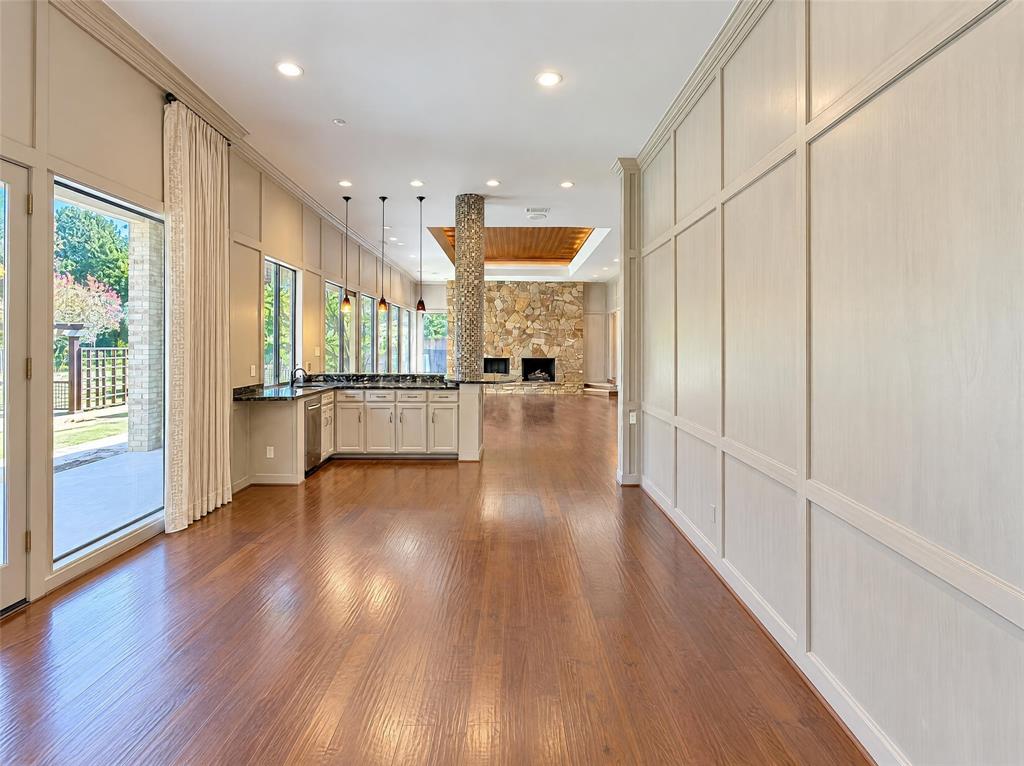 7266 Lupton Circle, Dallas, TX 75225