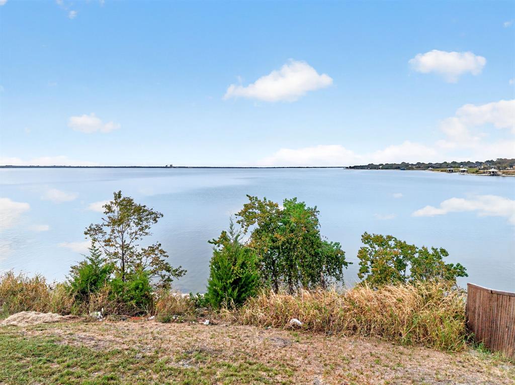 18029 Lake Ray Hubbard Drive, Forney, TX 75126