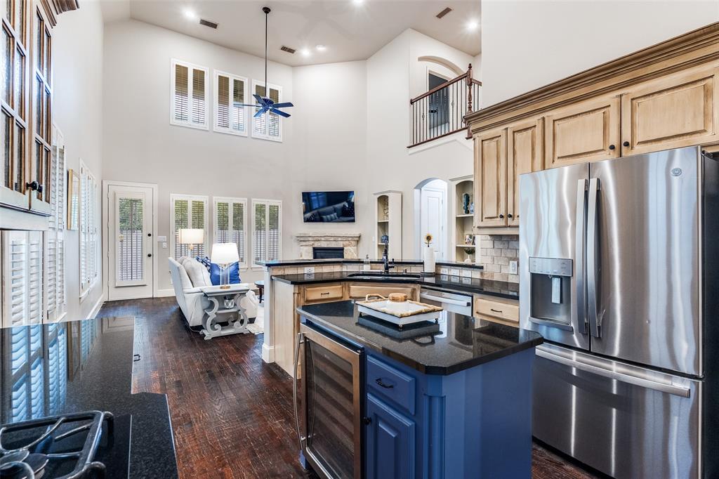 2242 Forest Hollow Park, Dallas, TX 75228