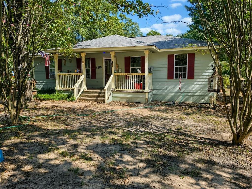 9735 Richardson Rd, Athens, TX 75752