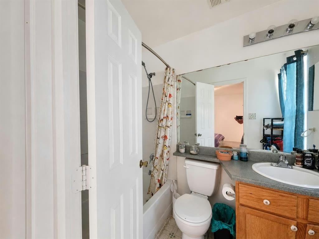 9735 Richardson Rd, Athens, TX 75752