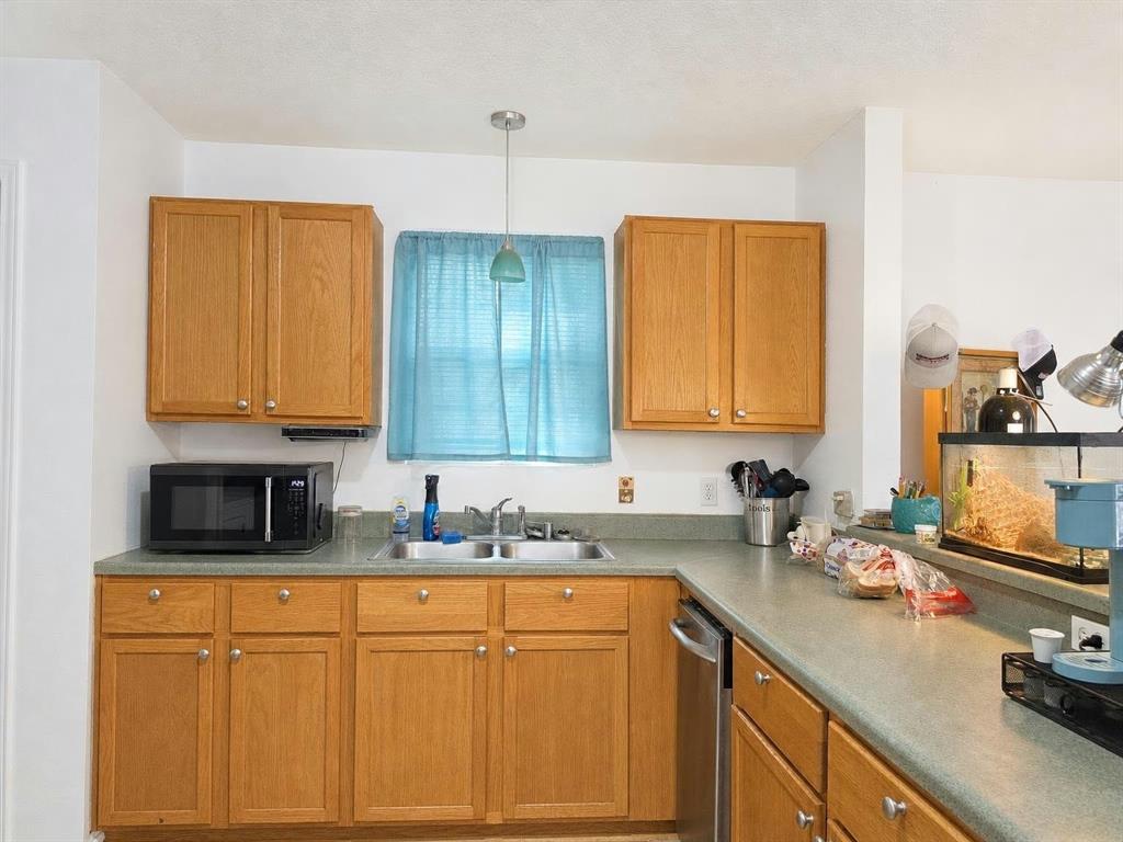 9735 Richardson Rd, Athens, TX 75752