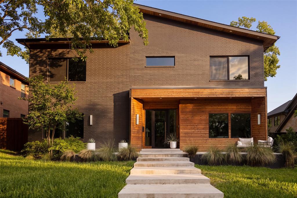 7115 Casa Loma Avenue, Dallas, TX 75214