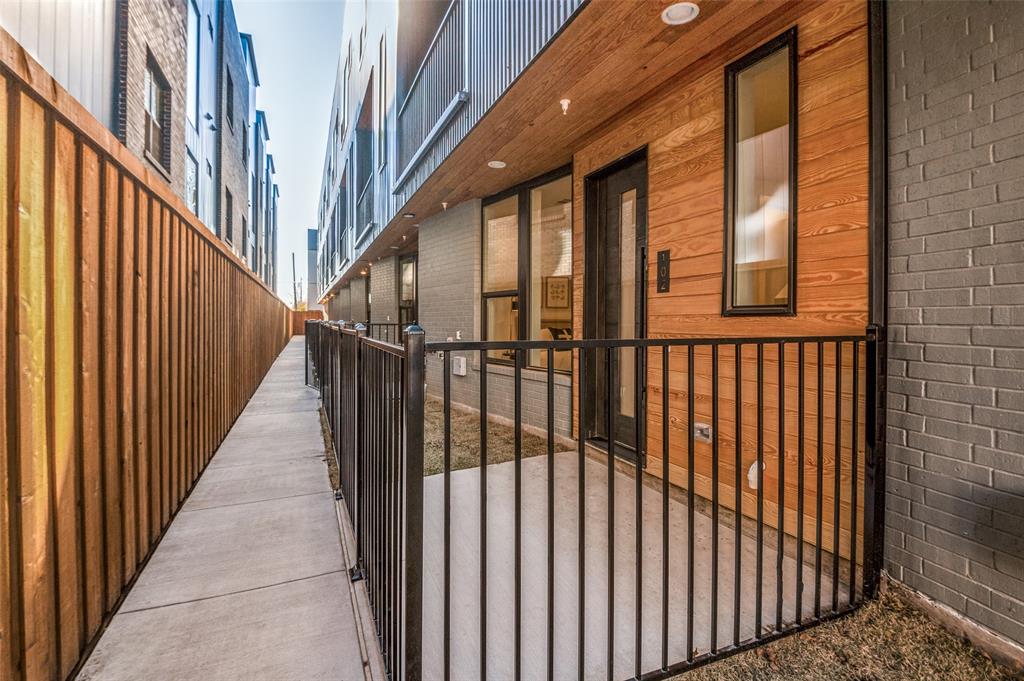 426 W 9th Street, #104, Dallas, TX 75208