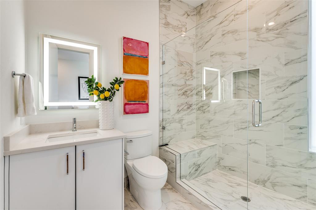 426 W 9th Street, #104, Dallas, TX 75208