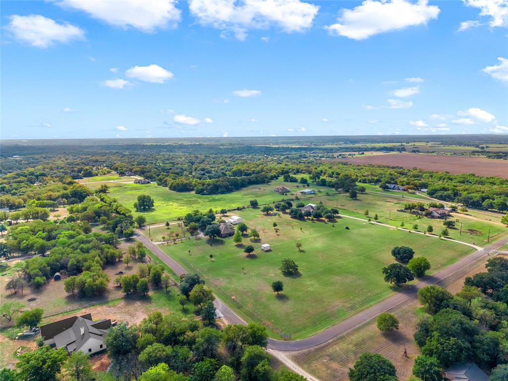 525 Taylor Oaks Drive, Waco, TX 76705