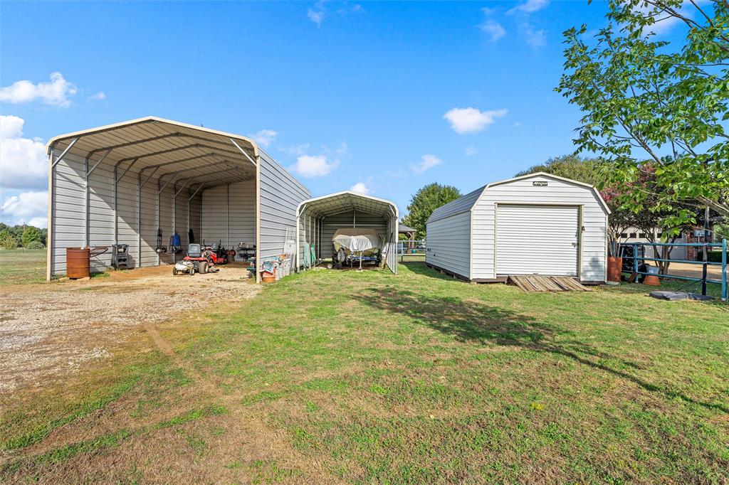 525 Taylor Oaks Drive, Waco, TX 76705
