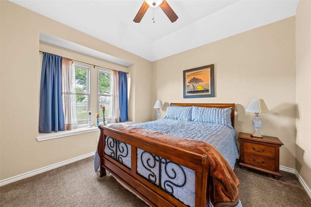 525 Taylor Oaks Drive, Waco, TX 76705