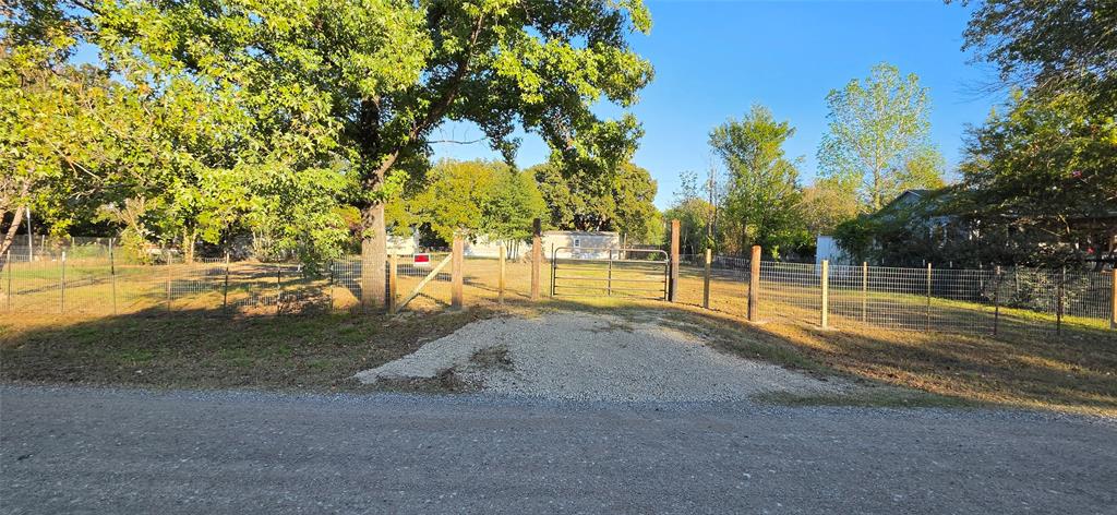 1000 Cove Drive, West Tawakoni, TX 75474