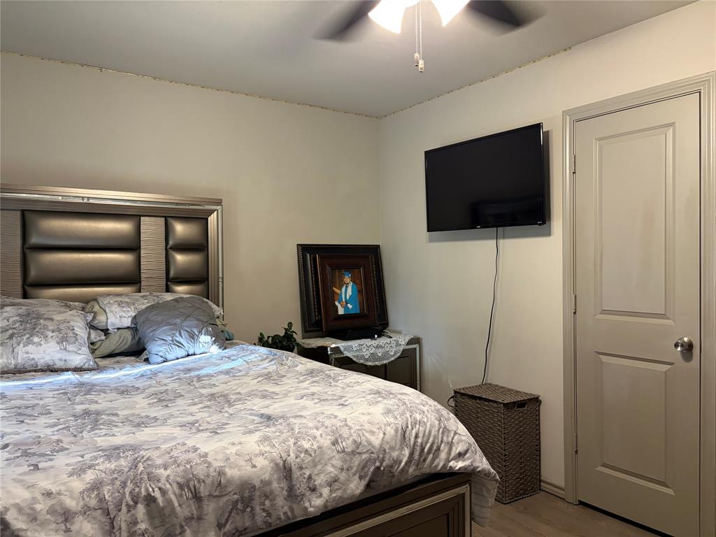 2810 Britton Drive, Dallas, TX 75216