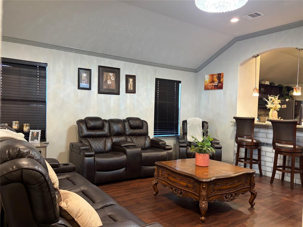 2810 Britton Drive, Dallas, TX 75216