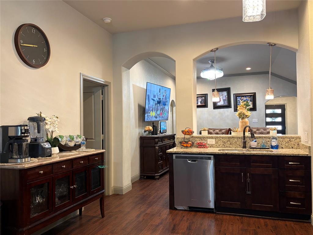 2810 Britton Drive, Dallas, TX 75216