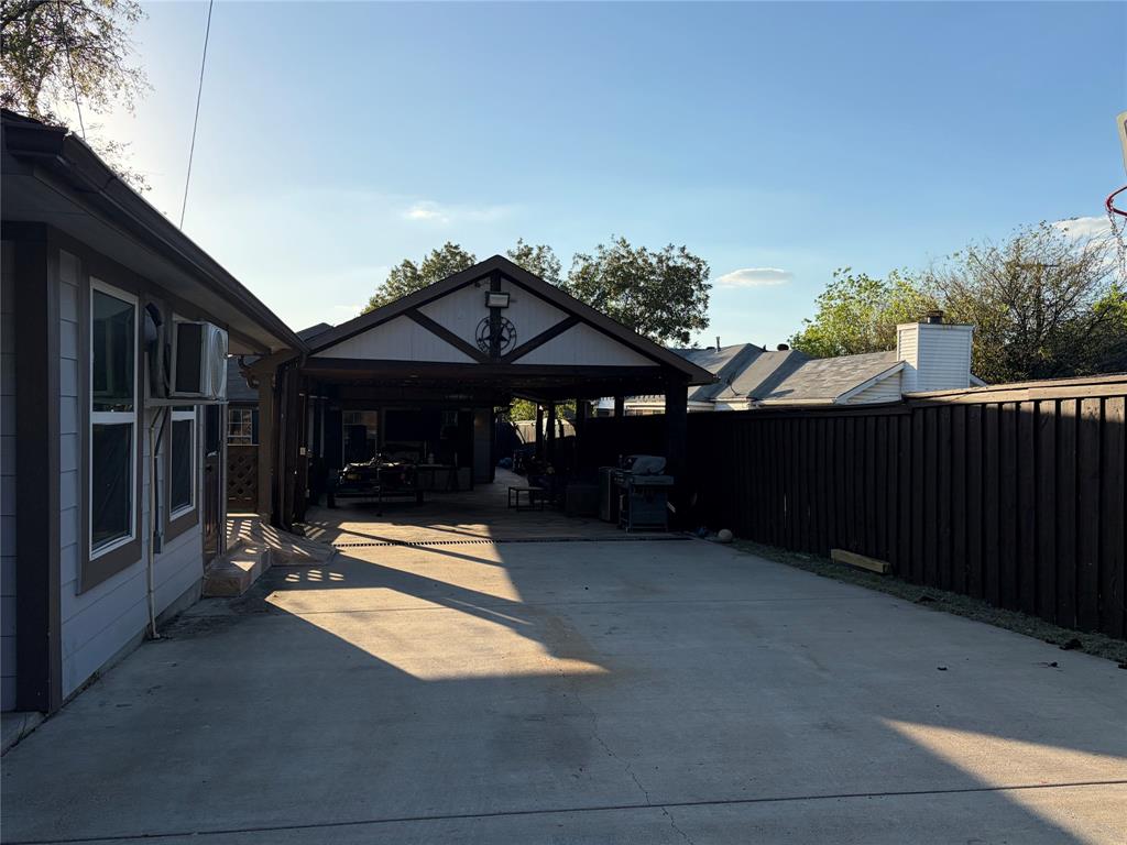2810 Britton Drive, Dallas, TX 75216