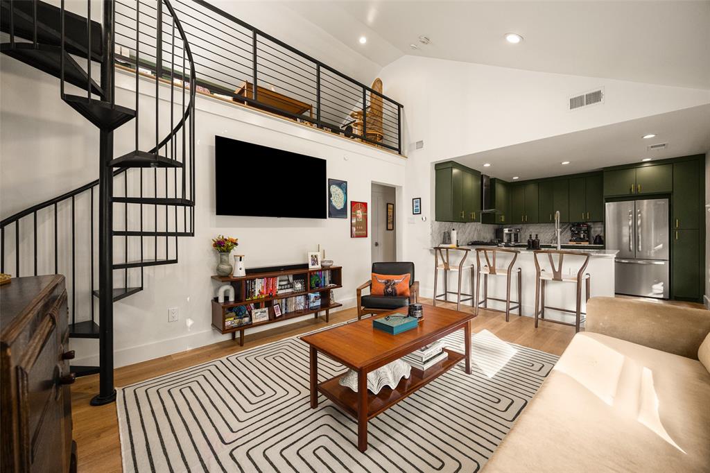 217 N Waverly Drive, Dallas, TX 75208