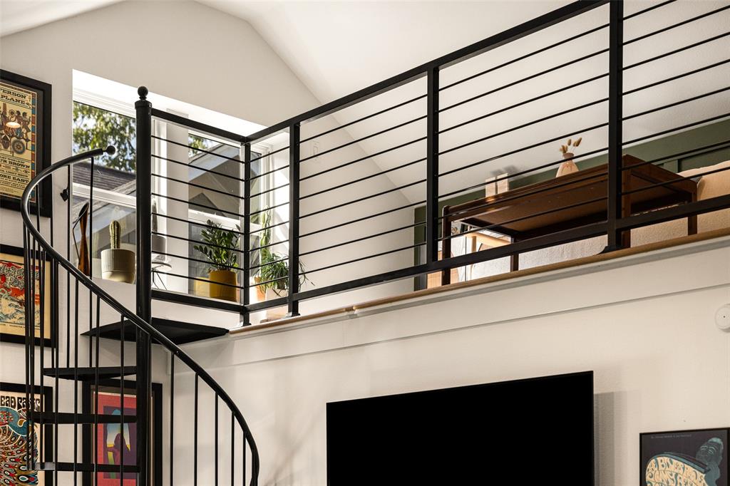 217 N Waverly Drive, Dallas, TX 75208