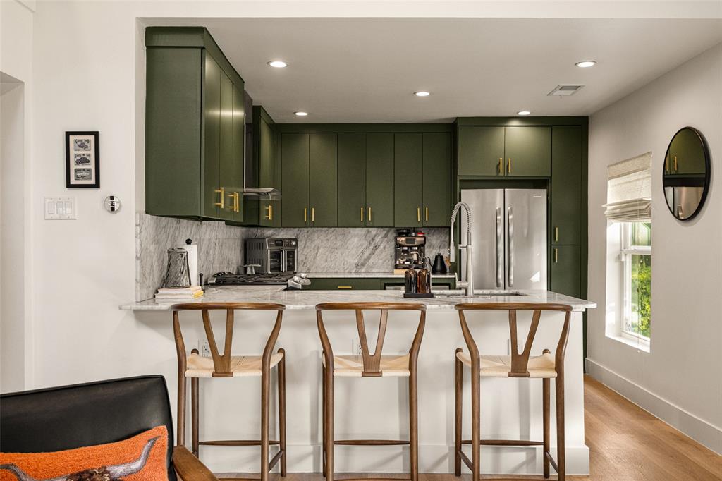 217 N Waverly Drive, Dallas, TX 75208