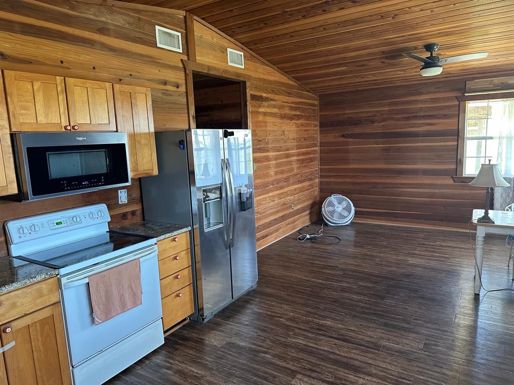 4554-4562 Eddy-Gatesville Parkway, Moody, TX 76557 4554-4562 Eddy-Gatesville Parkway, Moody, TX 76557