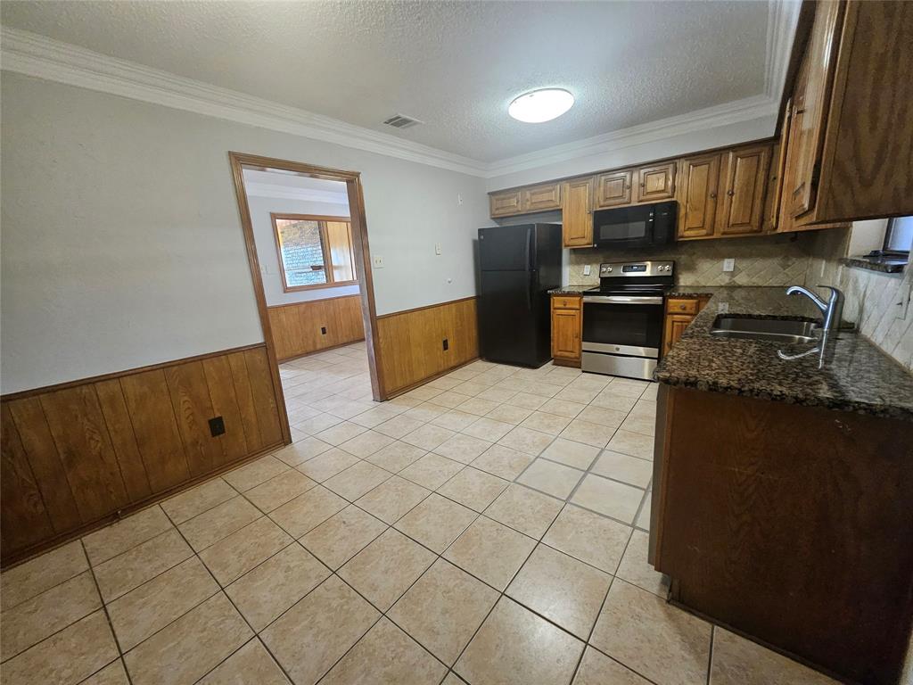2008 Cottonwood Road, Carrollton, TX 75006
