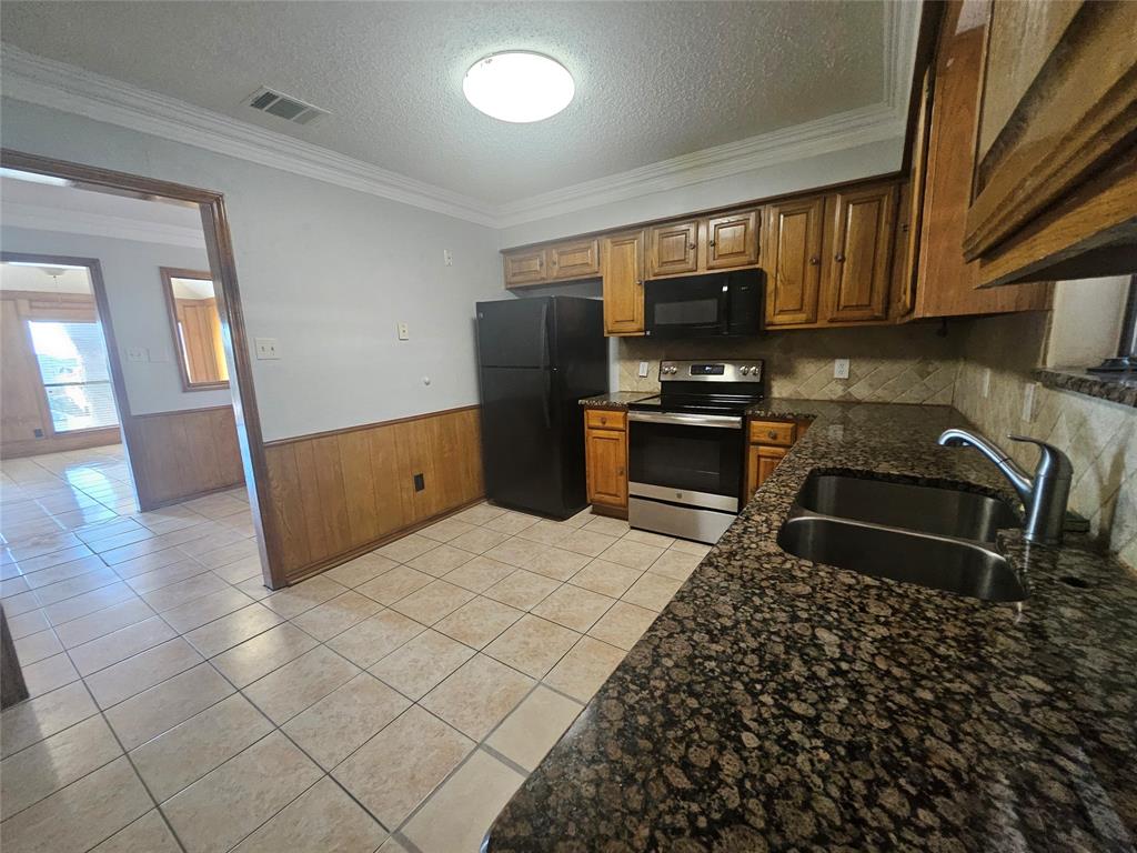 2008 Cottonwood Road, Carrollton, TX 75006