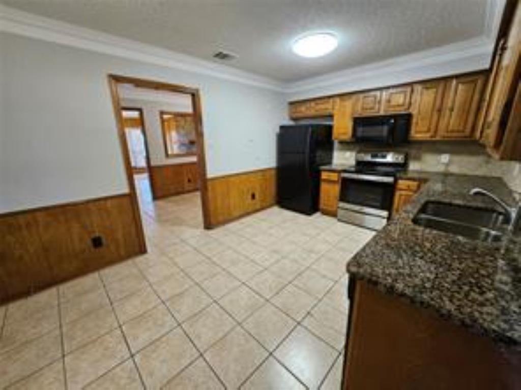 2008 Cottonwood Road, Carrollton, TX 75006