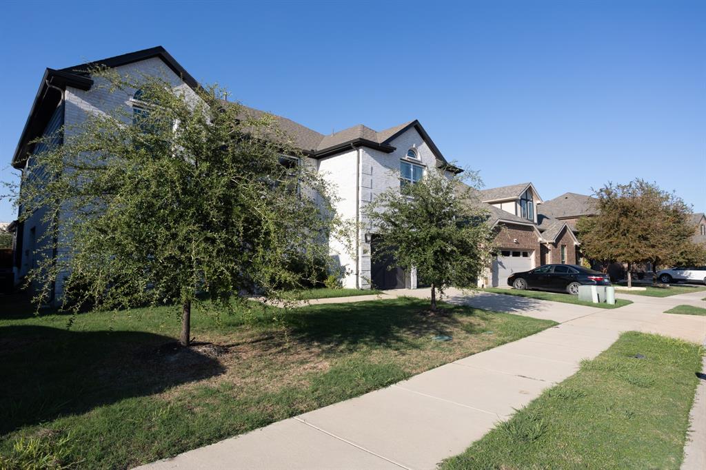 806 Lawndale Street, Celina, TX 75009