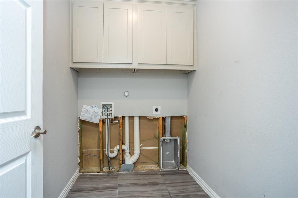 806 Lawndale Street, Celina, TX 75009