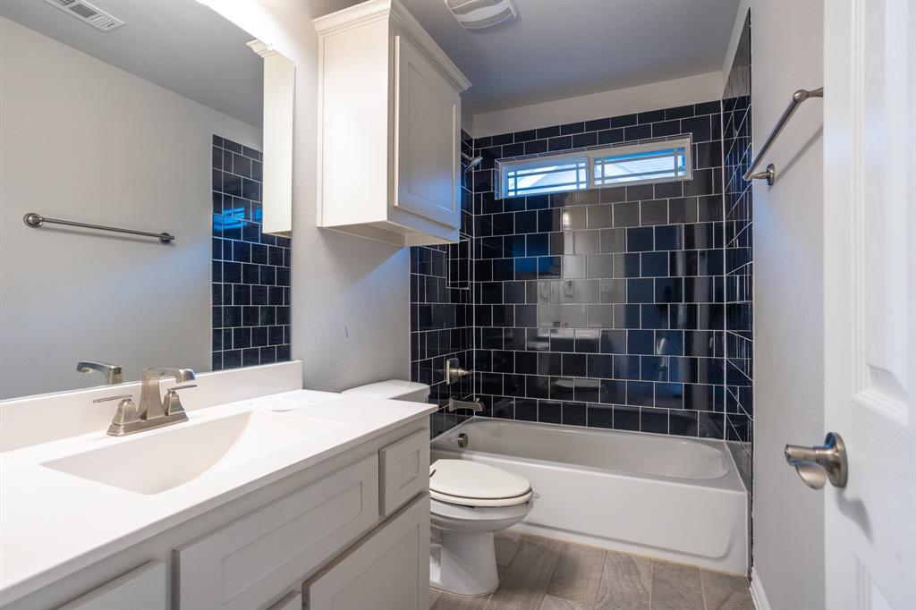 806 Lawndale Street, Celina, TX 75009