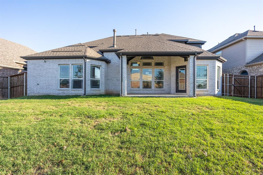 806 Lawndale Street, Celina, TX 75009