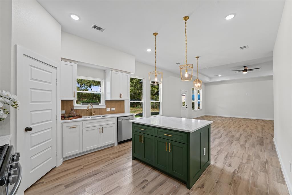 10511 Casnett Drive, Dallas, TX 75217