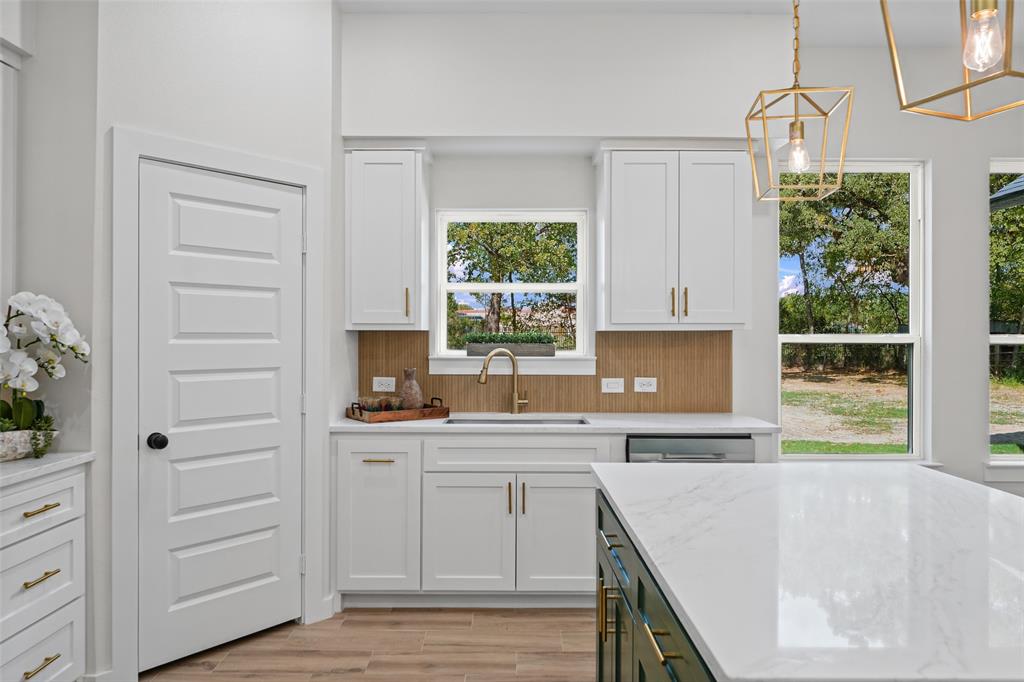 10511 Casnett Drive, Dallas, TX 75217