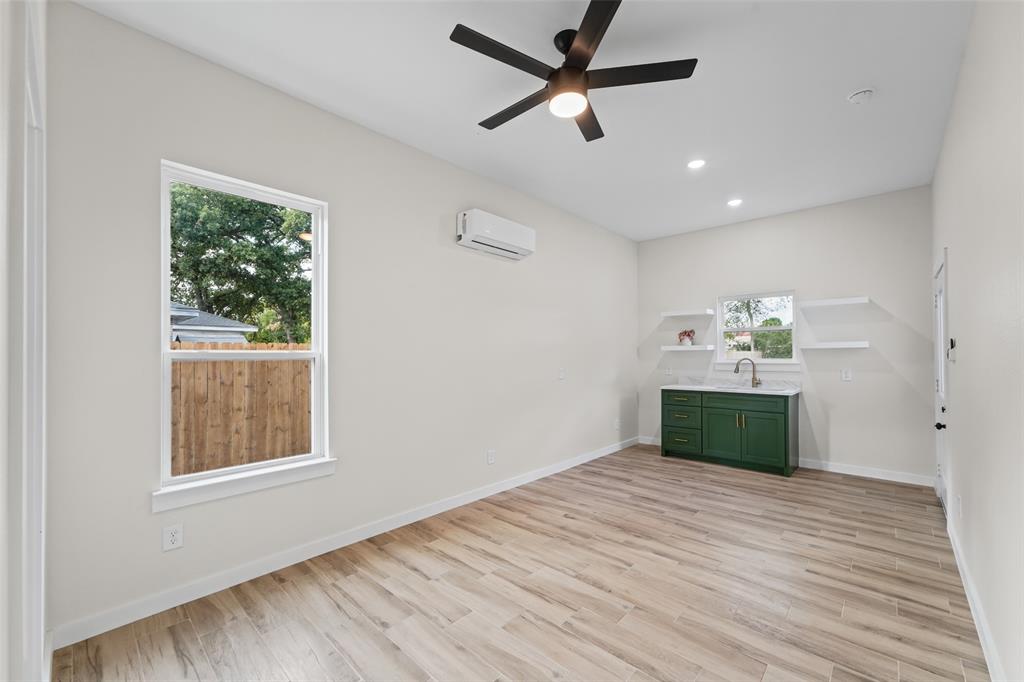 10511 Casnett Drive, Dallas, TX 75217