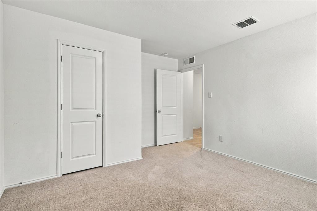 Secondary bedroom 2