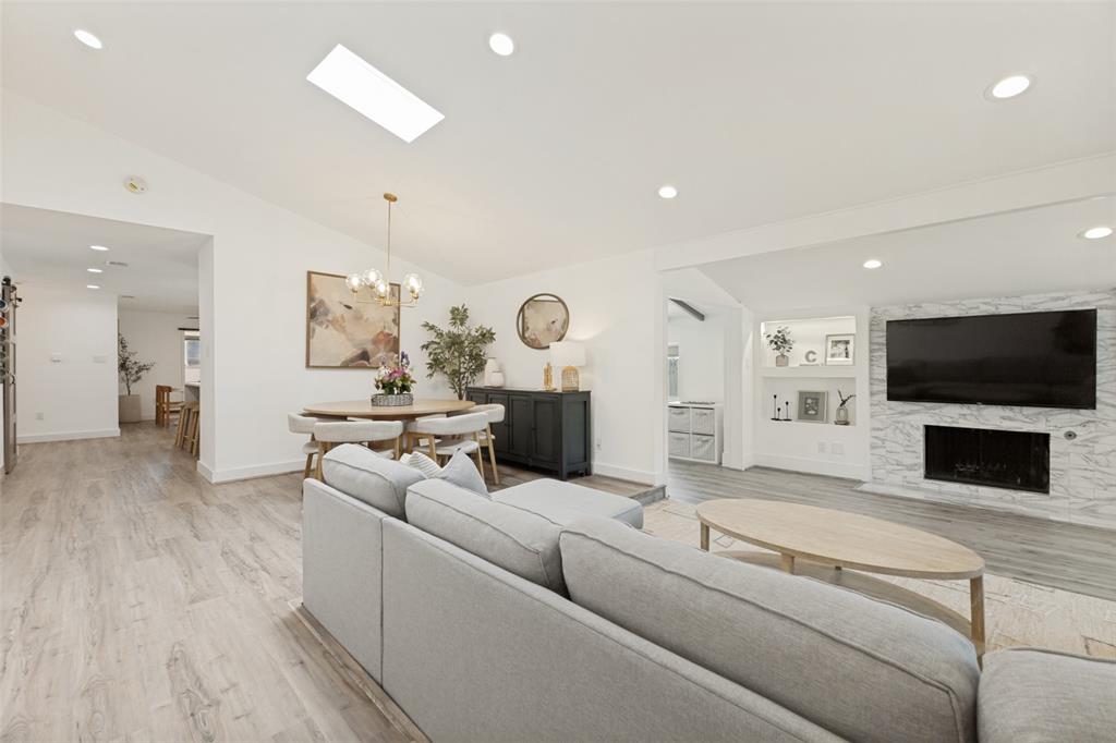 6716 Roundrock Road, Dallas, TX 75248 6716 Roundrock Road, Dallas, TX 75248