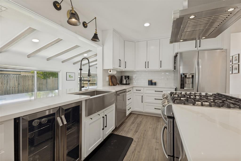 6716 Roundrock Road, Dallas, TX 75248
