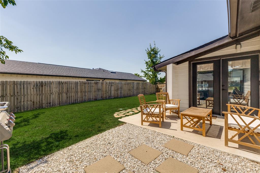 6716 Roundrock Road, Dallas, TX 75248