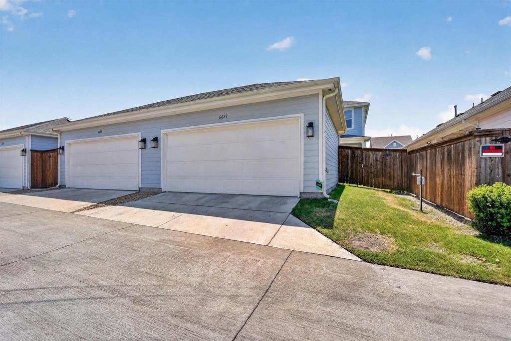 6621 Kort Street, Rowlett, TX 75089