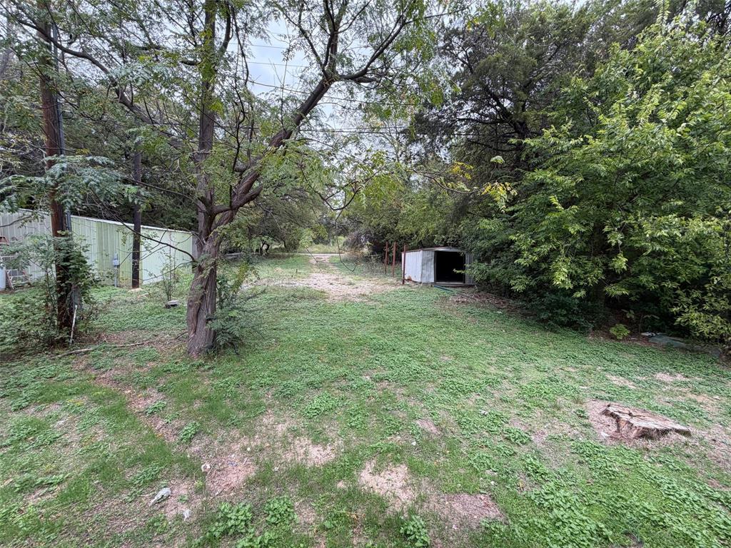 2916 E Briarwood Street, Granbury, TX 76048
