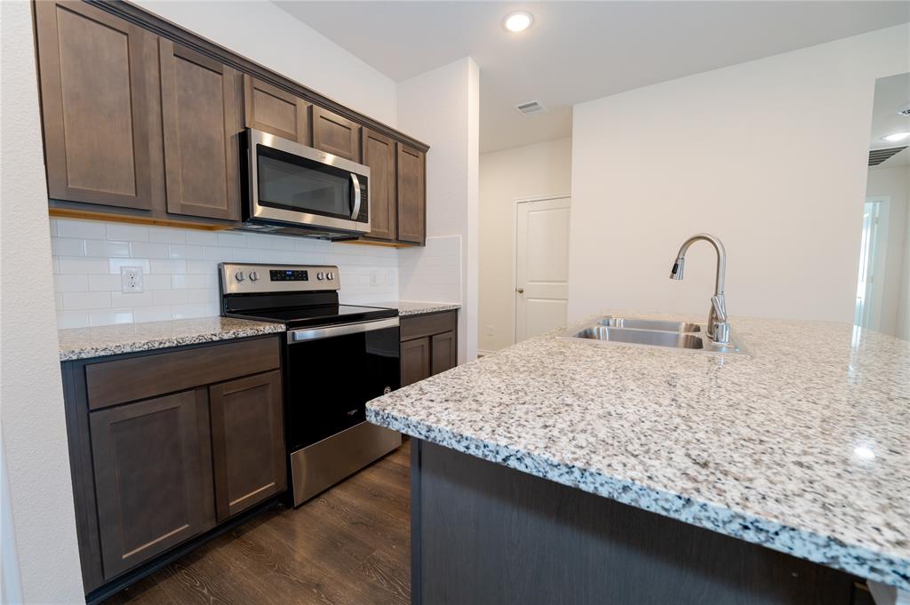 2478 Conklin Drive, Fate, TX 75189