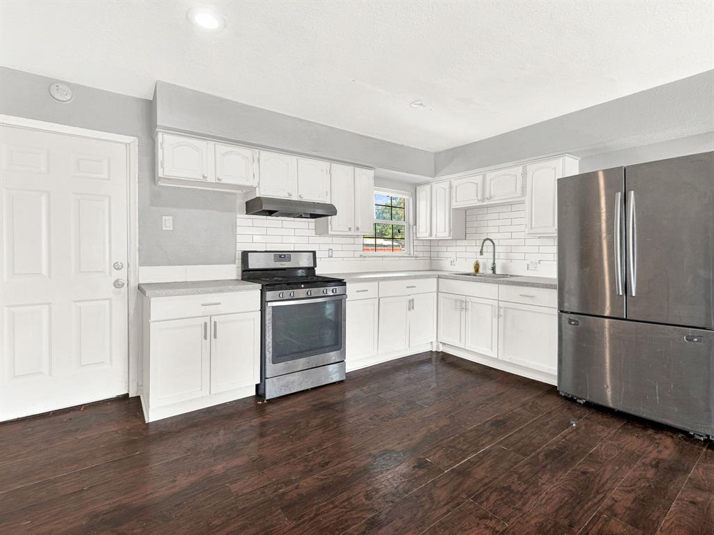 2821 Kilburn Avenue, Dallas, TX 75216
