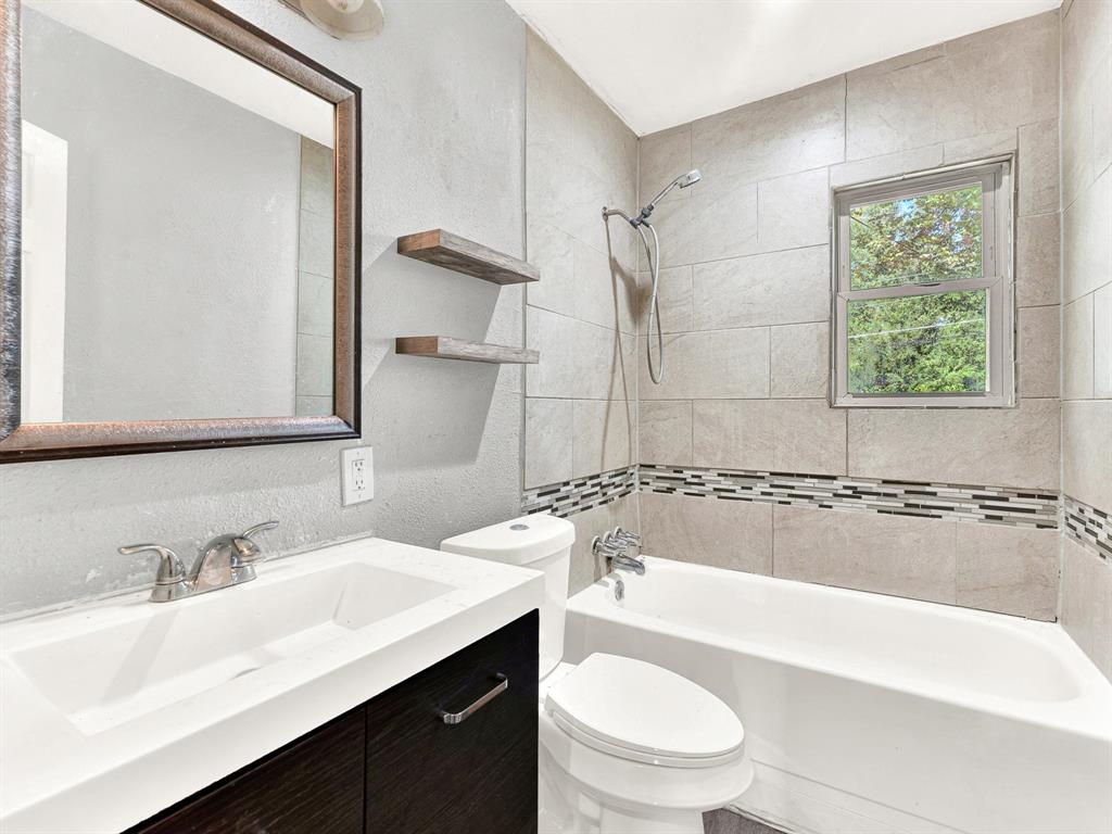 2821 Kilburn Avenue, Dallas, TX 75216