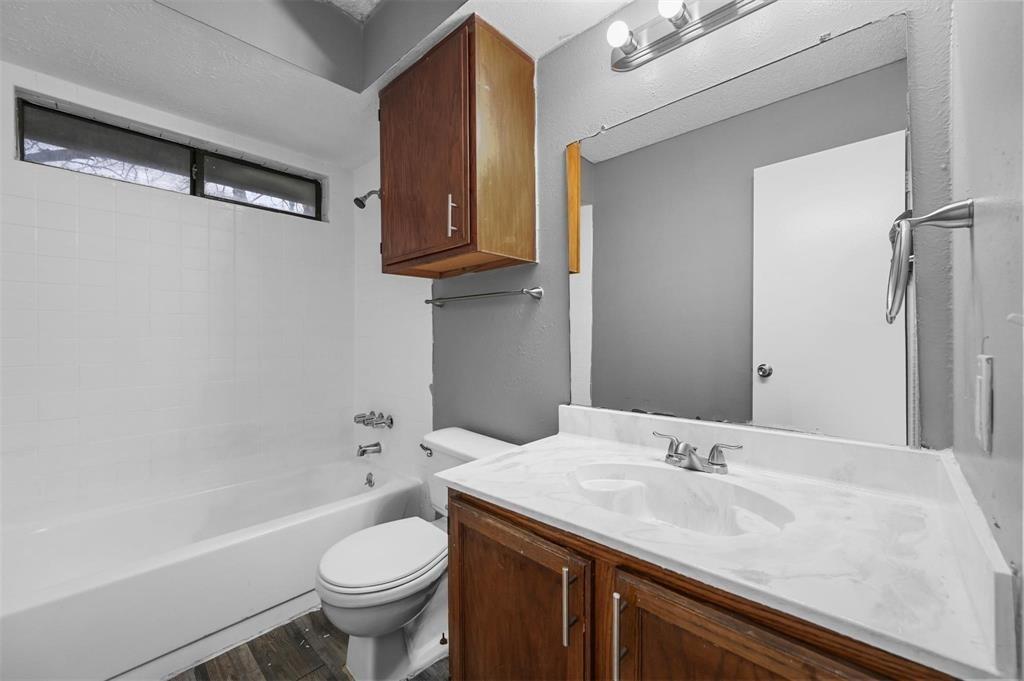1504 E 15th Street, #18, Plano, TX 75074