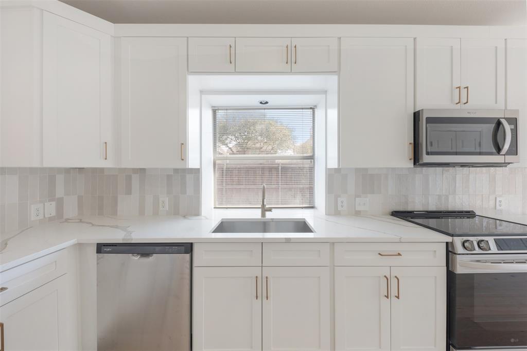 11573 Chaucer Drive, Frisco, TX 75035