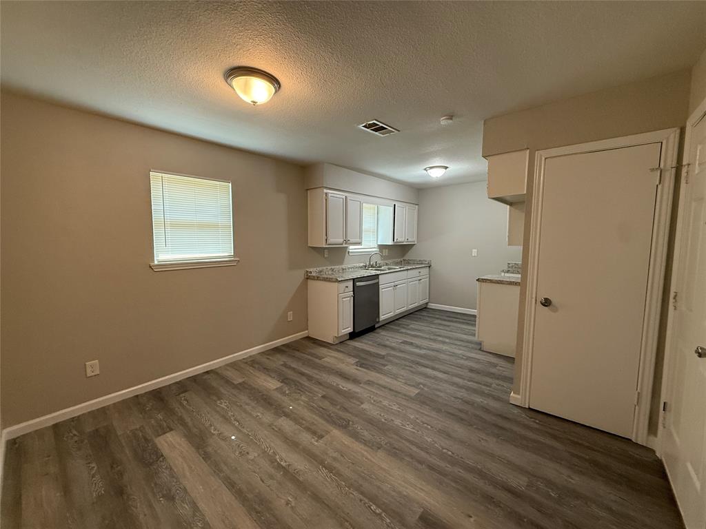 10541 Cradlerock Drive, Dallas, TX 75217