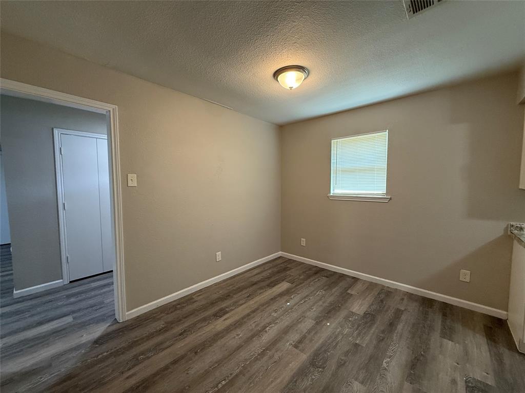 10541 Cradlerock Drive, Dallas, TX 75217