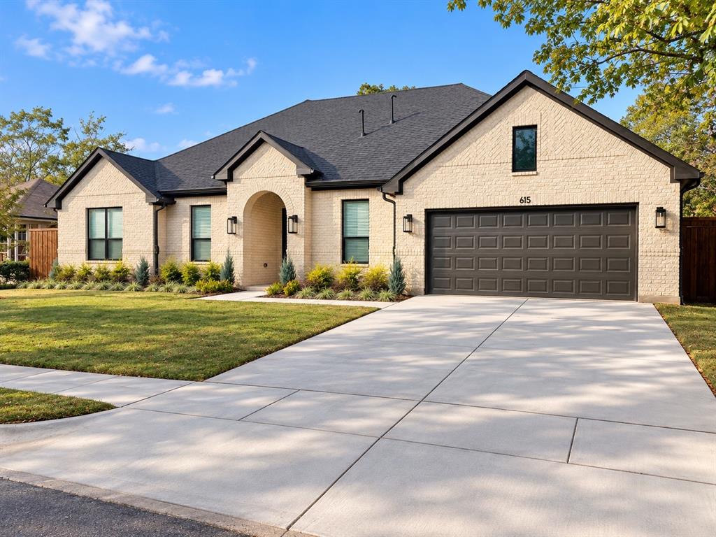615 Oakland Drive, Irving, TX 75060