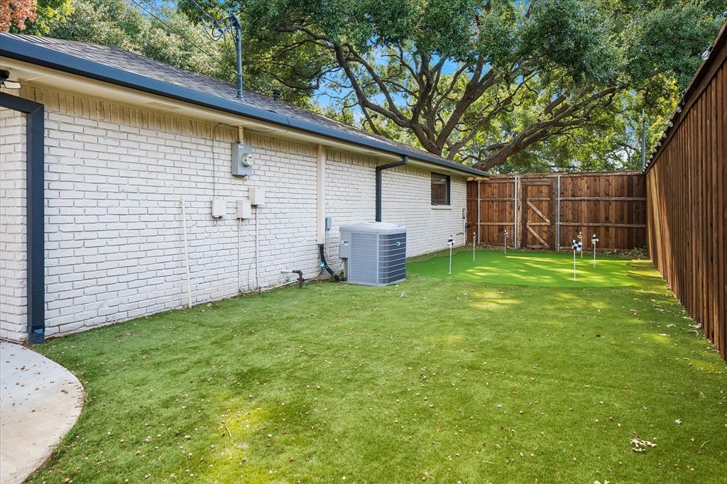 4317 Echo Glen Drive, Dallas, TX 75244