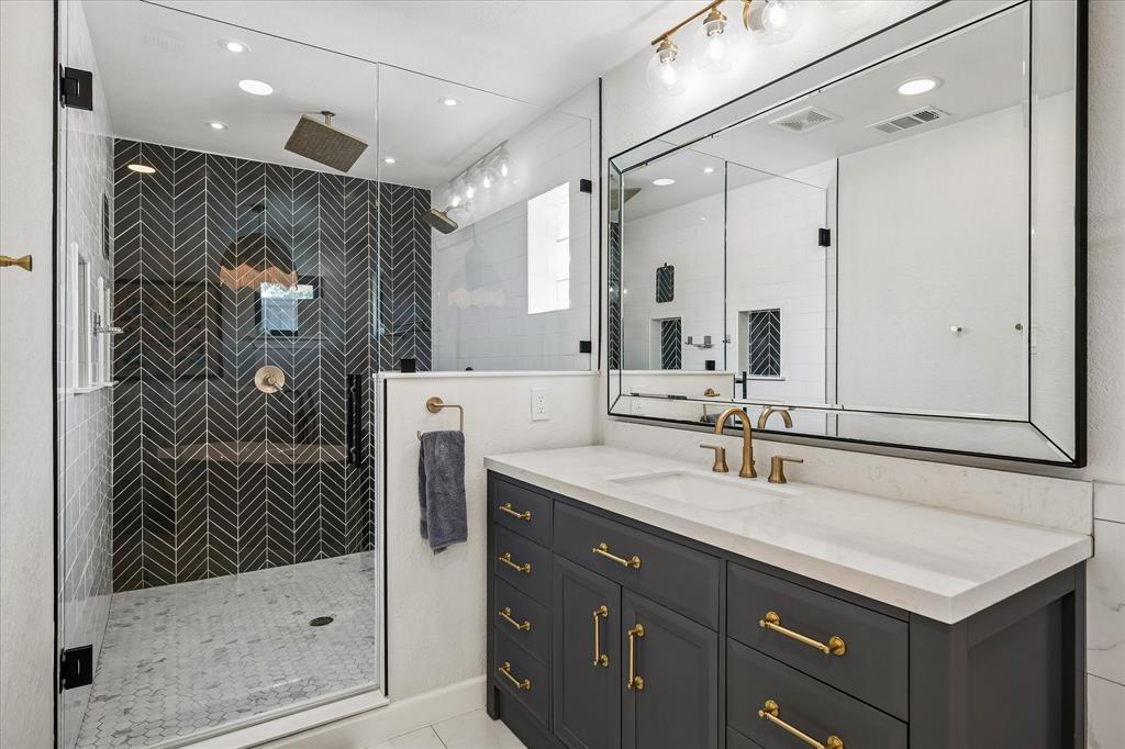4317 Echo Glen Drive, Dallas, TX 75244